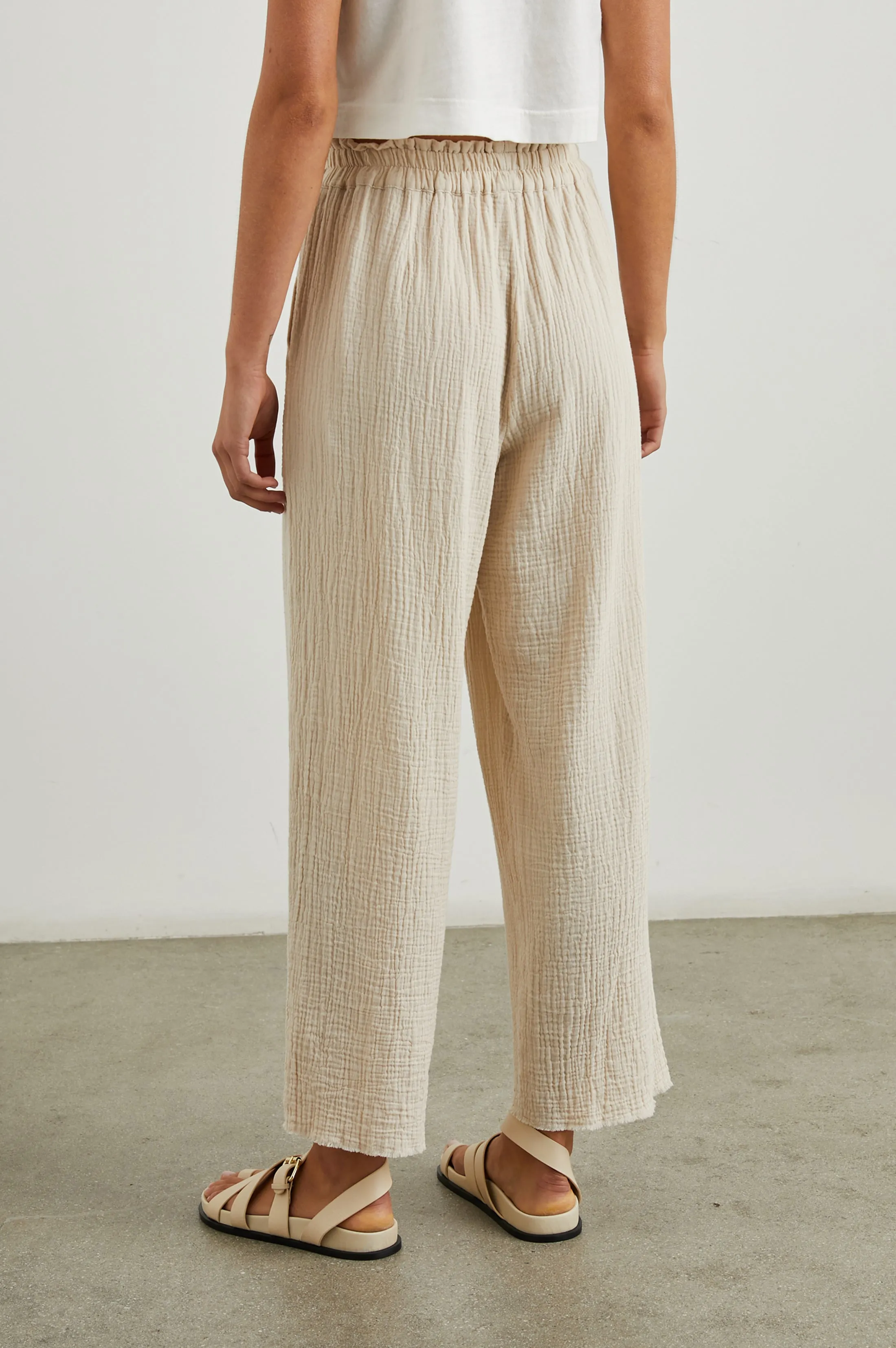 LEON CROP PANT - FLAX